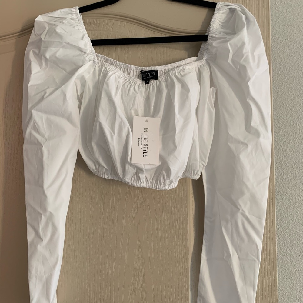 In the style cropped puff sleeve shirt